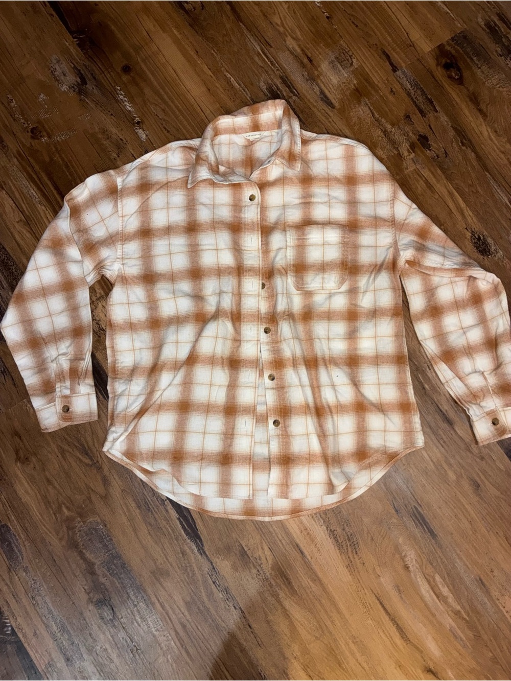 Aeropostale Women's Cream and Brown Plaid Button-Down Shirt
